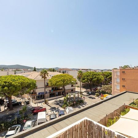 Le Blue Sea - Appt Classe 3 Etoiles A 650M De La Plage Le Lavandou Exterior photo